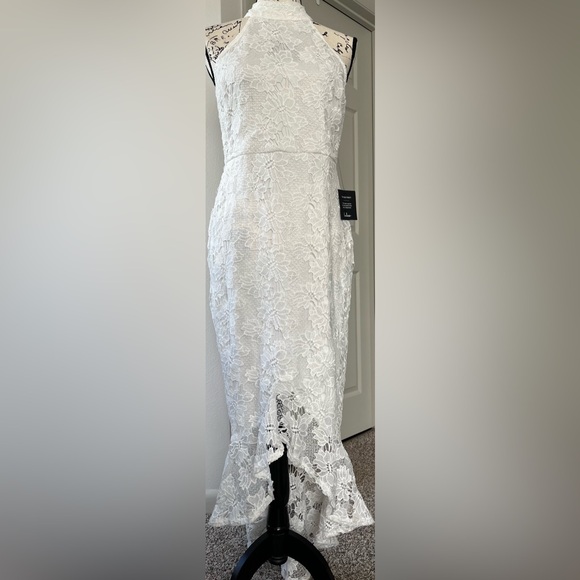 Lulu's White Lace Dress - Picture 3 of 12